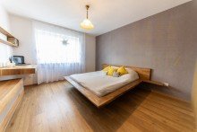 Schlafzimmer1 Stillvolle Dreizimmer-Wohnung in Friedrichshafen