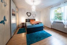 Schlafzimmer Gepflegte 3-Zimmer-Erdgeschosswohnung mit gro�em Westbalkon und Einzelgarage in Lindau-Reutin