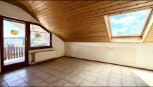 Zimmer 3 OG Einfamilienhaus mit Einligerwohnung