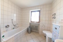 Bad Gro�z�gige, lichtdurchflutete ca. 130 m� Wohnung