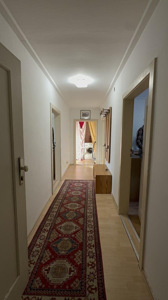 Flur.jpg Dachgeschosswohnung Lindau