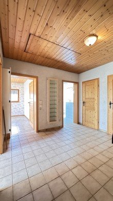 Flur-OG Einfamilienhaus mit Einligerwohnung